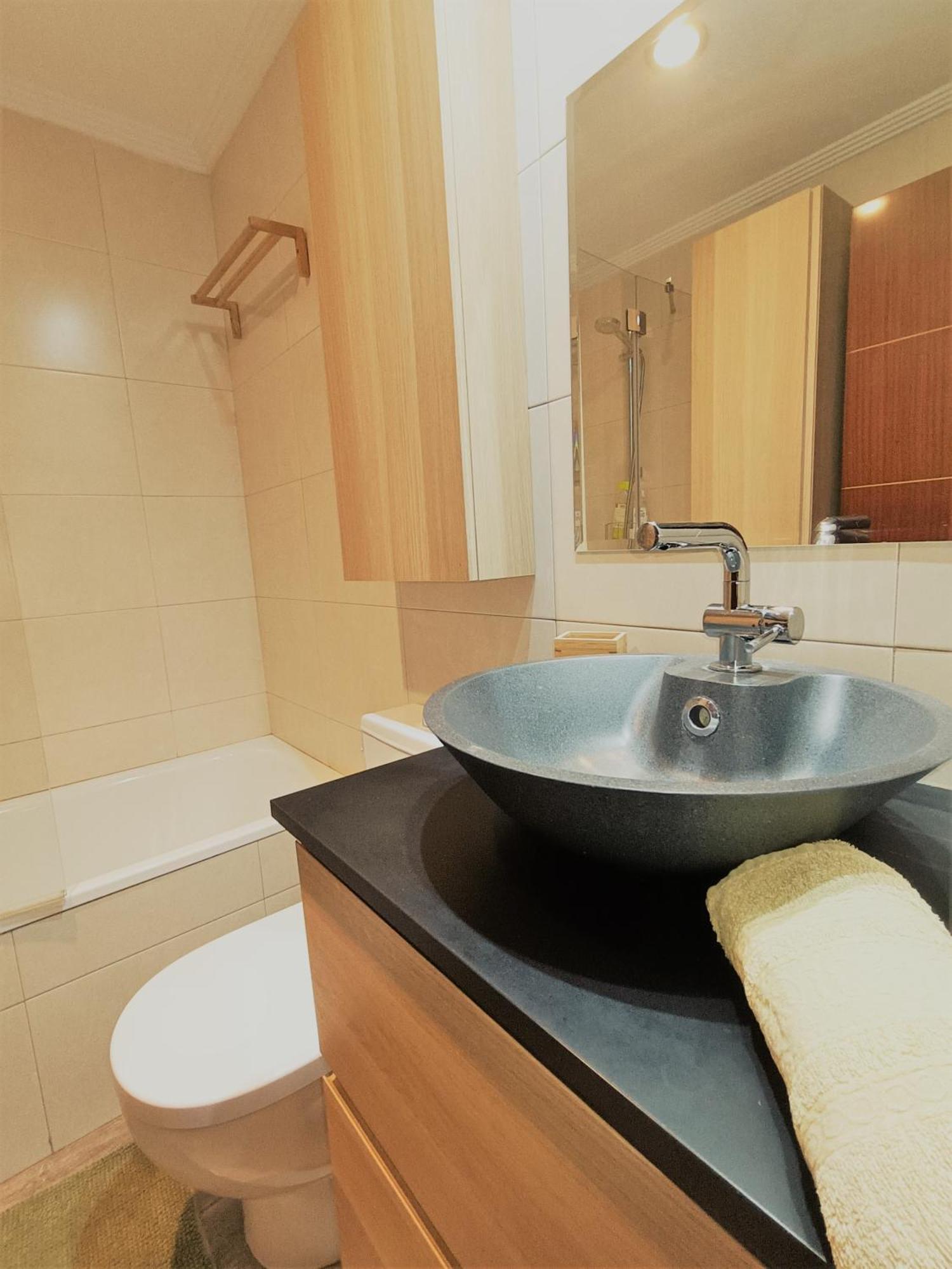 Bec, Hospital Cruces, Parking Gratis, Wifi, Aa, A 15 Min De Bilbao Apartment Barakaldo Exterior photo